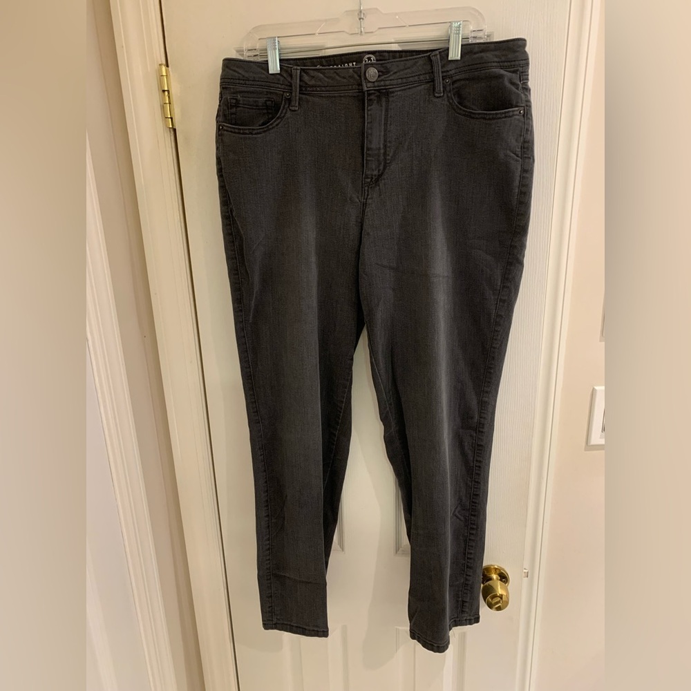 Light Grey/Black Jeans Size 16